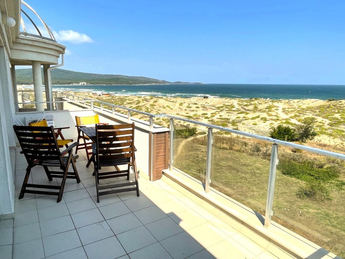 Sea View Apartment Free Parking Primorsko Exterior foto