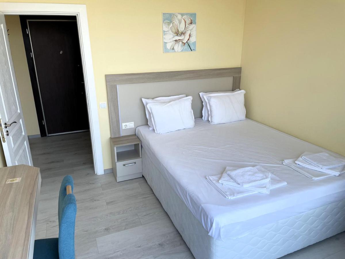 Sea View Apartment Free Parking Primorsko Exterior foto