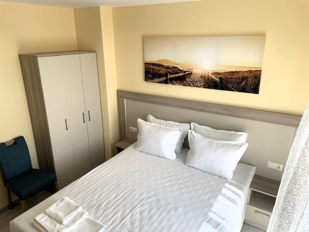Sea View Apartment Free Parking Primorsko Exterior foto